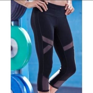 Athleta Crux Legging